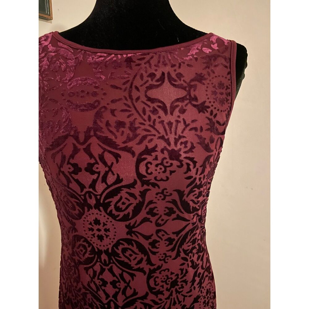 White House Black Market Burgundy Velvet Dress XS